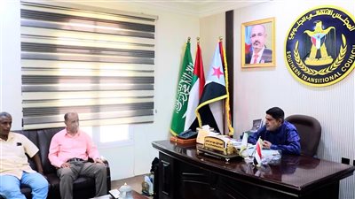 رئيس تنفيذية انتقالي حضرموت يناقش ترتيبات إشهار النقابة بساحل حضرموت