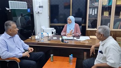 وكيل نيابة الصناعة بعدن ومدير عام المعلا يشددان على ضبط المتلاعبين بقوت المواطن