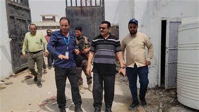 مدير عام المنصورة يتفقد سير العمل في مشروع مركز الشرطة النسائية بعدن