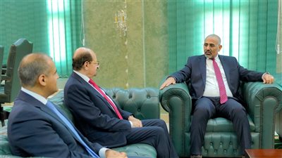 تحركات دبلوماسية وخطوات إصلاحية.. الرئيس الزُبيدي يكشف ملامح المرحلة المقبلة بالجنوب