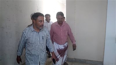 رئيس انتقالي أبين يتفقد مركز الإرشاد الزراعي بجعار