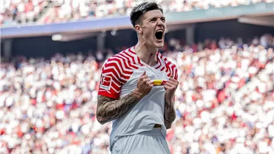 مانشستر يونايتد ونيوكاسل يتنافسان على السلوفيني «سيسكو»