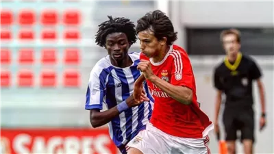 جواو فيليكس... بدايات شاقة ورحلة مكوكية انتهت إلى جانب رونالدو