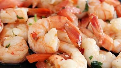 لماذا ينصح بإدخال الجمبري في طعام طفلك؟