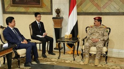 وزير الدفاع يبحث مع القائم بأعمال السفارة الصينية مستجدات الوضع في بلادنا  