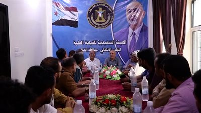 رئيس انتقالي الضالع يلتقي مالكي محطات الوقود ويؤكد الالتزام بالتسعيرة الرسمية