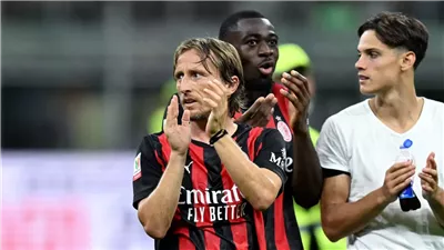 كأس إيطاليا.. ميلان يعبر باري بثنائية