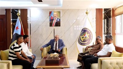 الكثيري يطّلع على أنشطة نادي شعب حضرموت