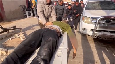 استشهاد 6 فلسطينيين من منتظري المساعدات في غزة