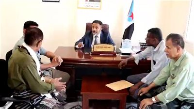 انتقالي أبين يناقش أوضاع النقل والصحة مع الجهات المختصة بالمحافظة