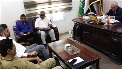 فريق التوجيه والرقابة الرئاسي يناقش جهود مكتب الزراعة بساحل حضرموت