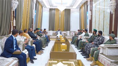 المحرّمي يترأس لقاءً أمنياً موسعاً ويشدد على تعزيز التنسيق المشترك لمواجهة التحديات