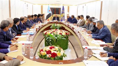 القيادة التنفيذية العُليا تطّلع على إشكاليات قضايا الأراضي في عدن وأبين ولحج