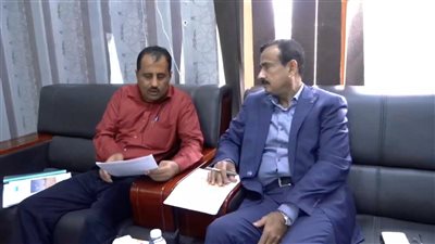 محافظ شبوة يشدد على أهمية الحفاظ على المخزون المائي بالمحافظة