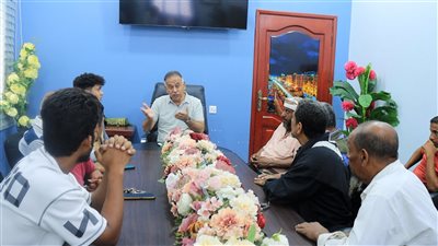 الجاوي يجتمع مع وكلاء الغاز المنزلي ويؤكد ضرورة الالتزام بالأسعار الرسمية