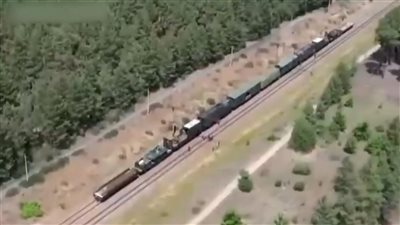 القوات الروسية تهاجم بنية تحتية للسكك الحديدية في وسط أوكرانيا