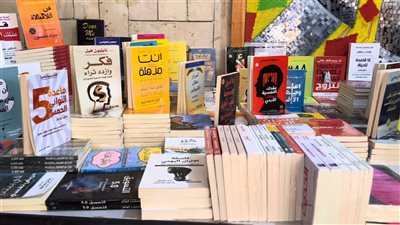 تواصل فعاليات معرض شبوة للكتاب بمدينة عتق