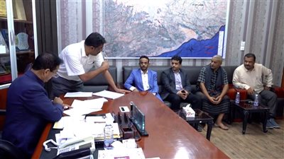 مناقشة أوضاع كهرباء شبوة والمحافظ يشيد بارتفاع ساعات تشغيل التيار