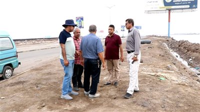 مؤسسة المياه بعدن تسلم موقع مشروع تطوير خط الضخ الرئيسي 