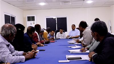 لحج.. فريق التوجيه والرقابة يلتقي المفوضية الجنوبية لمكافحة الفساد 