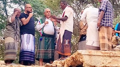 فريق التوجيه الرئاسي يتفقد أضرار السيول في جزول حجر بحضرموت