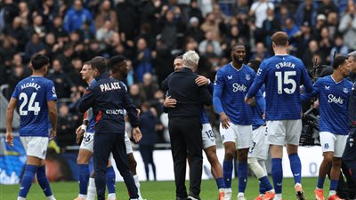 الدوري الإنجليزي.. إيفرتون يتألق ويلحق الخسارة الأولى بكريستال بالاس