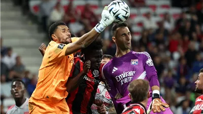 الدوري الفرنسي.. أولمبيك ليون يفرط في القمة بالسقوط أمام نيس