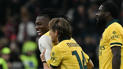 الدوري الإيطالي.. ميلان ينتزع الصدارة بتخطيه فيورنتينا
