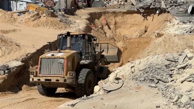 فريق مصري يدخل غزة للمساعدة في العثور على جثث الرهائن