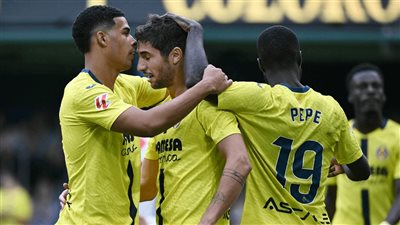 فياريال يواصل عروضه القوية ويهزم رايو فاييكانو برباعية