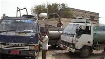 مليشيا الحوثي تواصل افتعال أزمة مياه خانقة في إب اليمنية 