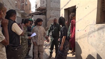 الأجهزة الأمنية بلحج تكشف ملابسات سطو مسلح على باعة خضار في الحوطة