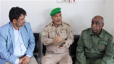 لجنة الهيئة العامة للنقل البري تتفقد محطة الحافلات بعدن لضمان الالتزام القانوني والفني