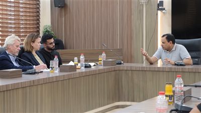 الوزير السقطري يبحث مع وفد هولندي تعزيز التعاون ودعم القطاعين الزراعي والسمكي