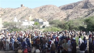 تشييع جثمان الشاعر الشعبي الكبير المناضل مهدي السعيدي في المحفد بأبين