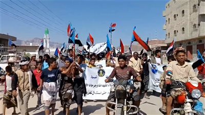 مسيرة جماهيرية في الروضة بشبوة احتفالا بانتصارات القوات الجنوبية
