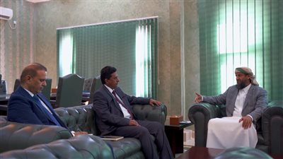 المحرّمي يبحث مع أمين عام مجلس الوزراء تعزيز التنسيق الحكومي وتسريع الإصلاحات