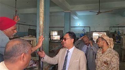 باعوم يشدد على حماية احتياجات المواطنين وضبط الأسواق في سيئون