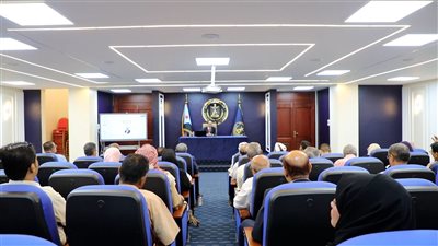 محاضرة متخصصة بالجمعية الوطنية تناقش مهارات القيادة وبناء الدولة