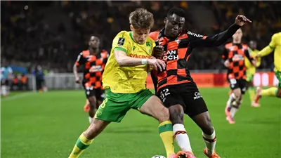 الدوري الفرنسي.. نانت يتعادل بصعوبة أمام لوريان