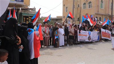 مسيرة جماهيرية حاشدة في الغيضة ترفض الوصاية والاحتلال وتندد بصفقة تبادل الأسرى