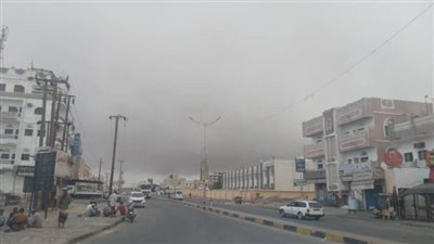 اشتباكات قبلية في مدينة الشحر بساحل حضرموت تخلف قتيلا و10 جرحى