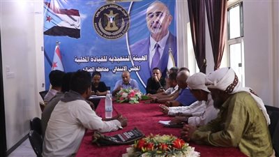 العميد مهدي يناقش قيادة نقابات عمال الجنوب بالضالع برنامج التصعيد الشعبي