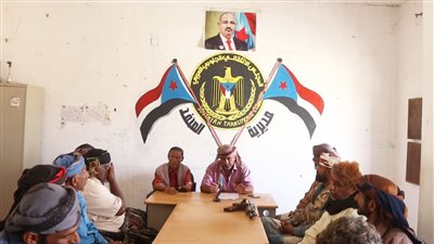 رئيس انتقالي المحفد يلتقي بقيادة المقاومة الجنوبية بالمديرية