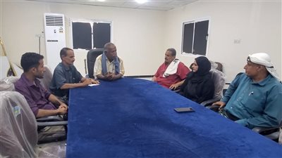 لجنة التصعيد الشعبي لنقابات عمال الجنوب بلحج تقر الإضراب الشامل 