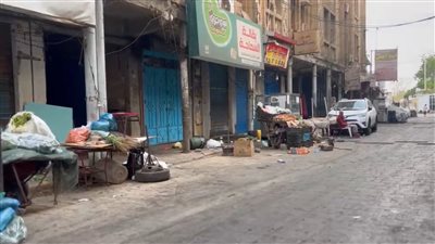 عدن تواصل العصيان المدني لليوم الخامس رفضا لحرب الخدمات   