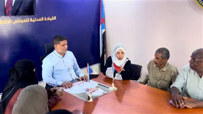 الزامكي يدشن برنامج النزول الميداني للمديريات للتعريف ببرامج التصعيد ومطالب المواطنين