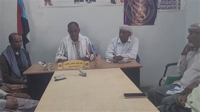 قيادة انتقالي حديبو تبحث مع قيادة مركز ديحمض تعزيز العمل التنظيمي 