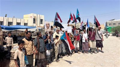 وقفة احتجاجية بمديرية يبعث تنديدا بتدهور الخدمات والأوضاع المعيشية 