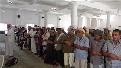 أبناء وادي حضرموت يؤدون صلاة الغائب على روح الشهيد عبدالرحيم الردفاني